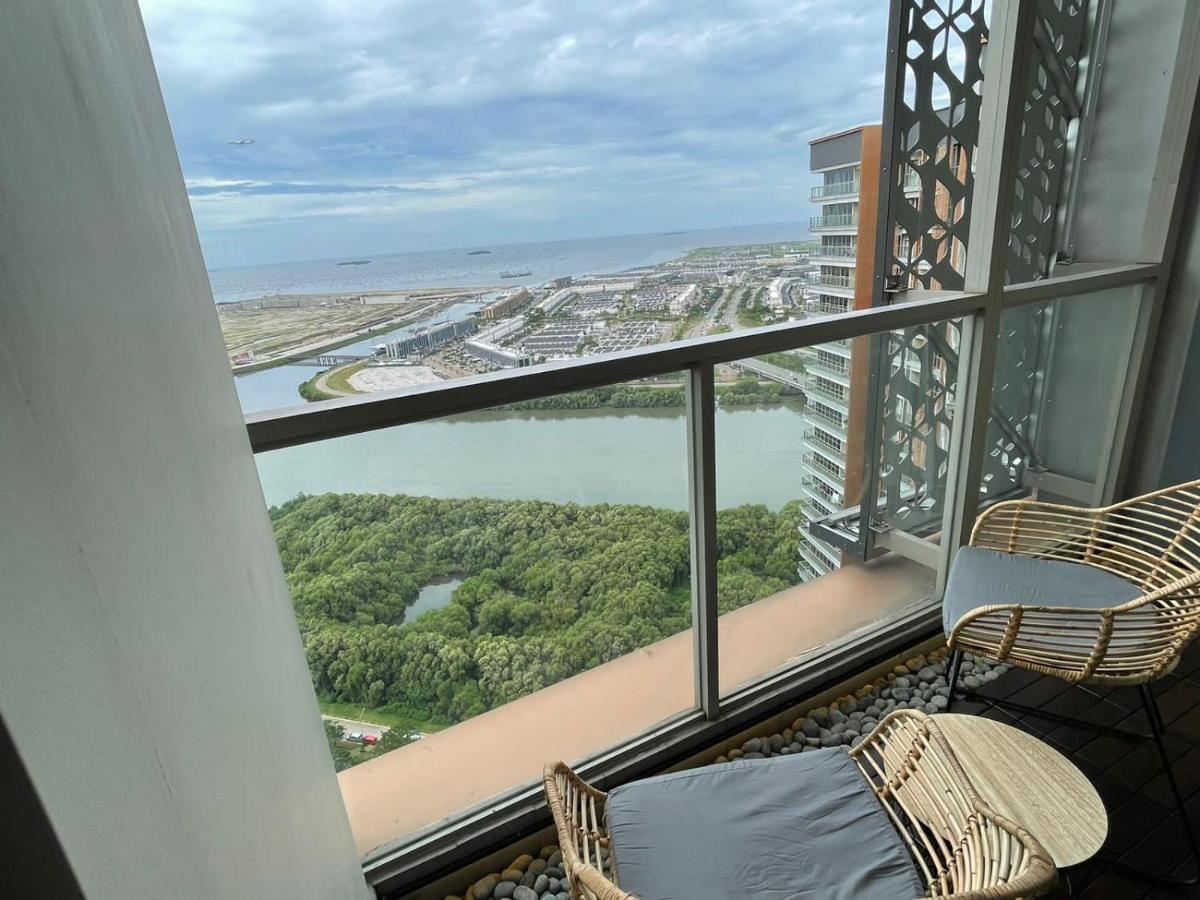 Gold Coast Apartemen Pik By Dluxx Jakarta Exterior photo