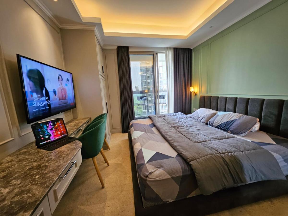 Gold Coast Apartemen Pik By Dluxx Jakarta Exterior photo